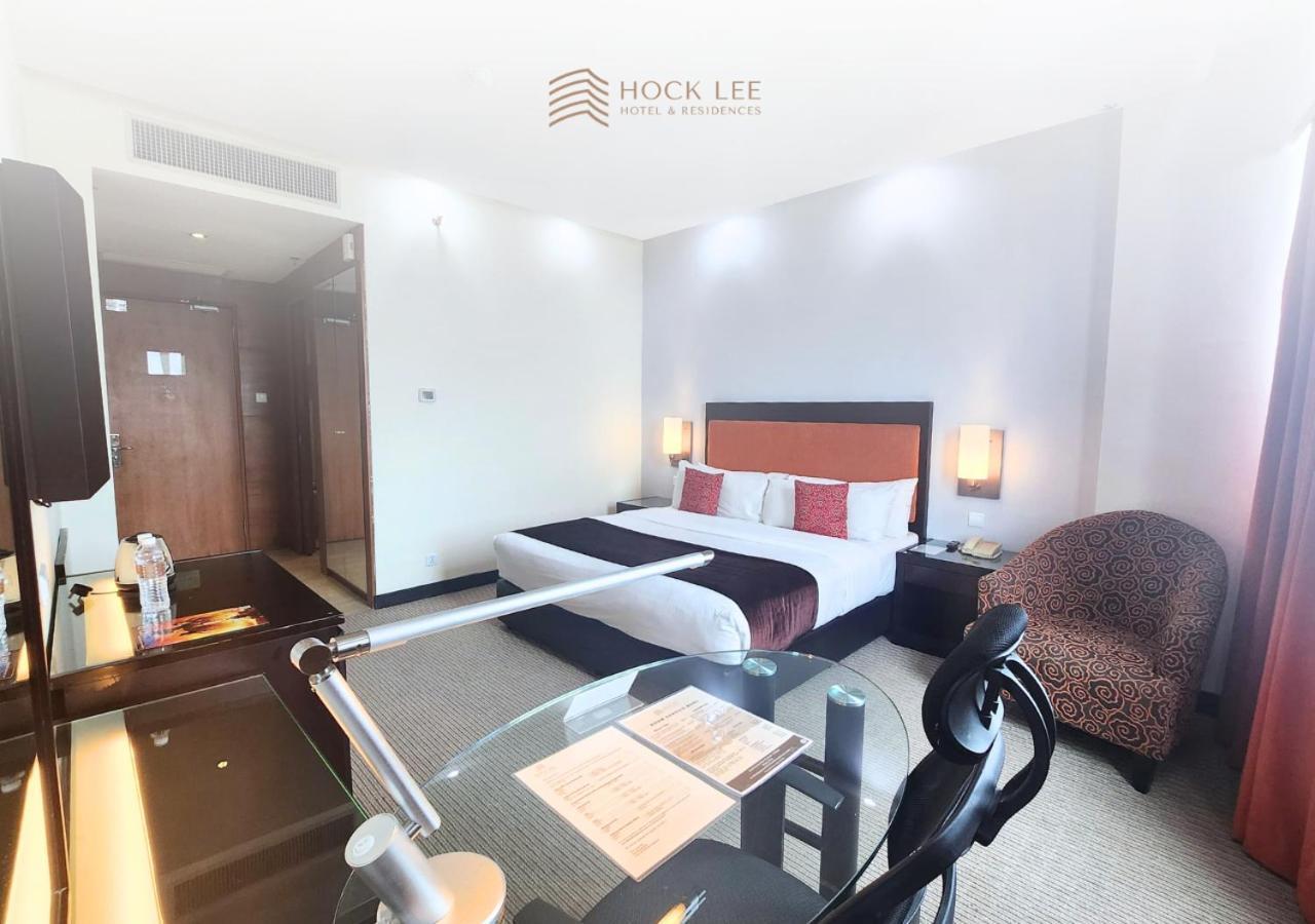 Hock Lee Hotel & Residences Kuching Extérieur photo